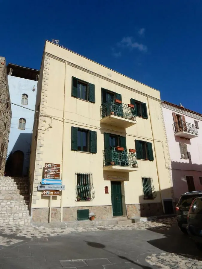 B&B Eleonora D'Arborea, Centro Storico Posada