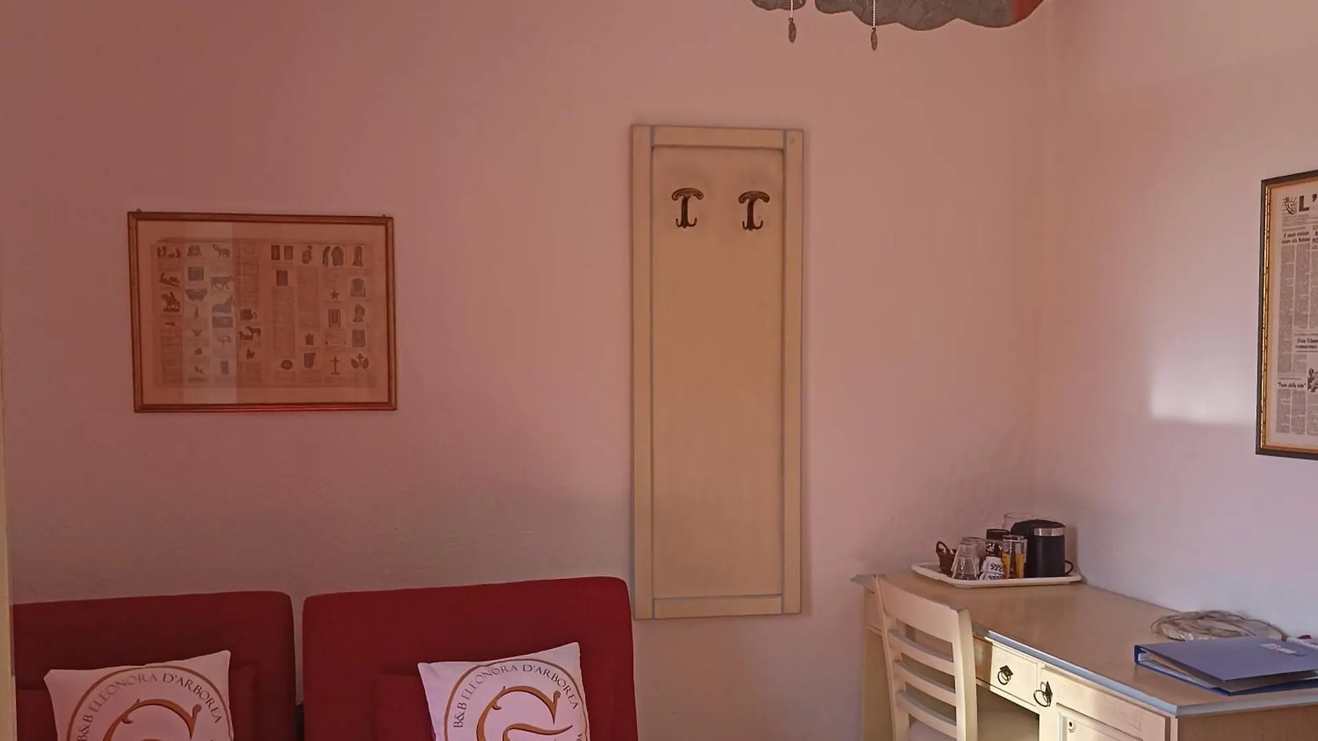 Bed & Breakfast B&B Eleonora D'Arborea, Centro Storico Posada